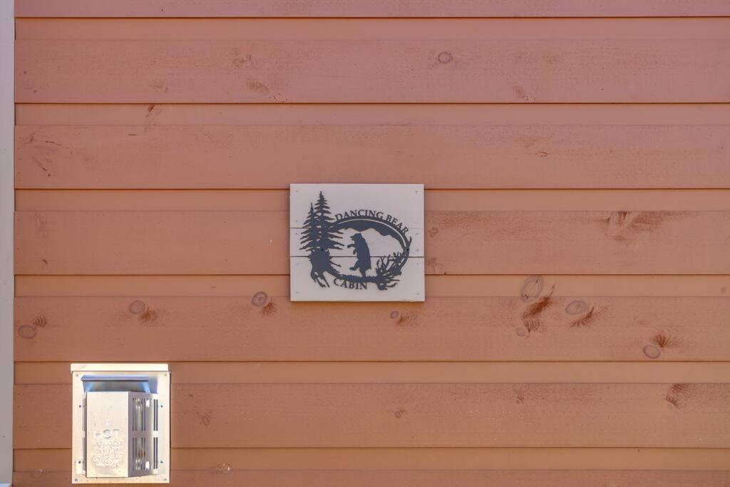 Dancing Bear Cabin- Relax & Enjoy! Sevierville Εξωτερικό φωτογραφία