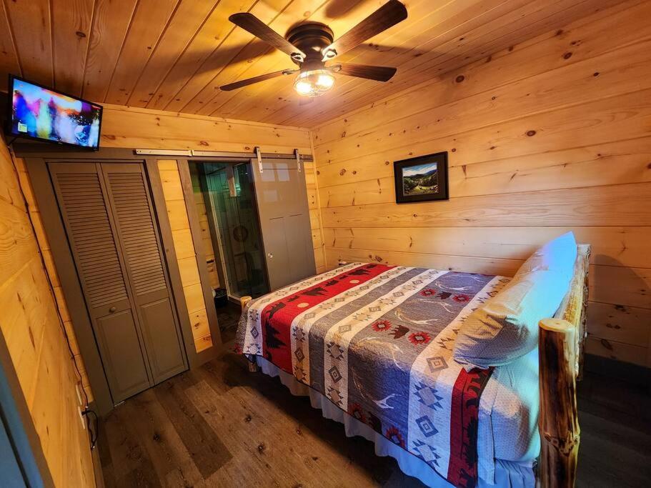 Dancing Bear Cabin- Relax & Enjoy! Sevierville Εξωτερικό φωτογραφία
