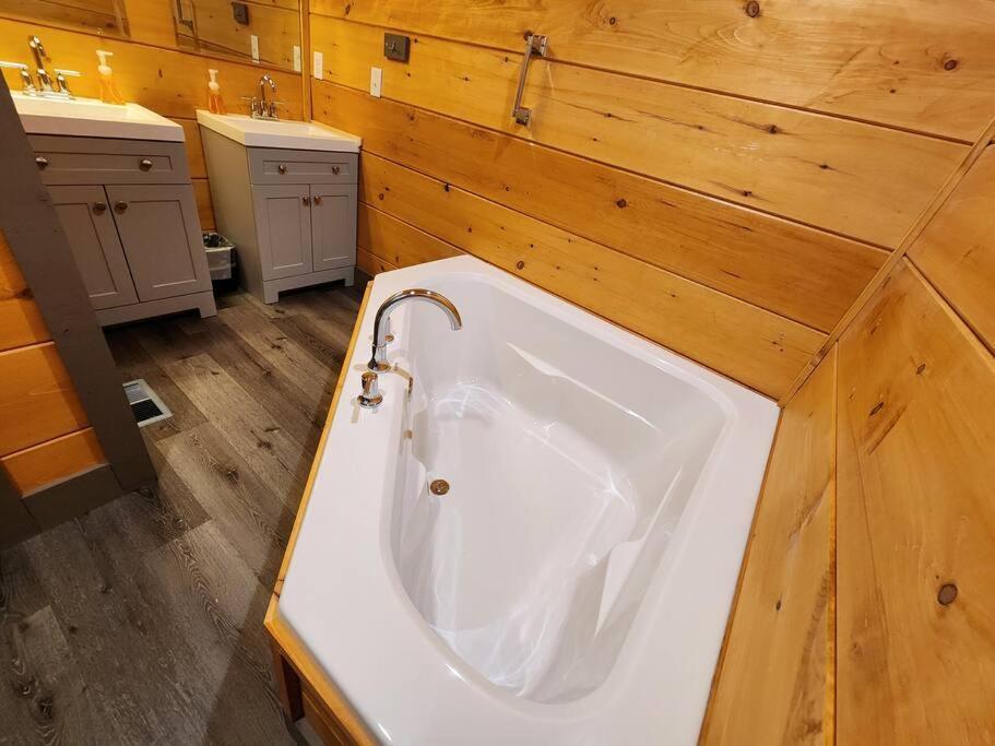 Dancing Bear Cabin- Relax & Enjoy! Sevierville Εξωτερικό φωτογραφία